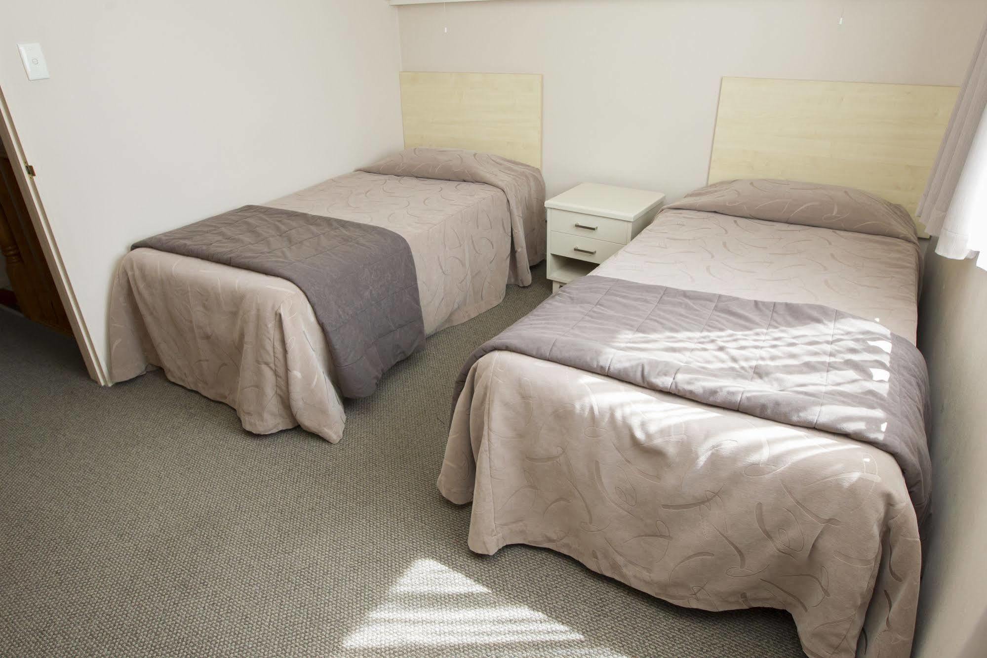 Aspen Manor 4* Hamilton